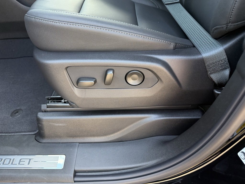 New 2026 Chevrolet Suburban LT w/ Comfort Package image 20