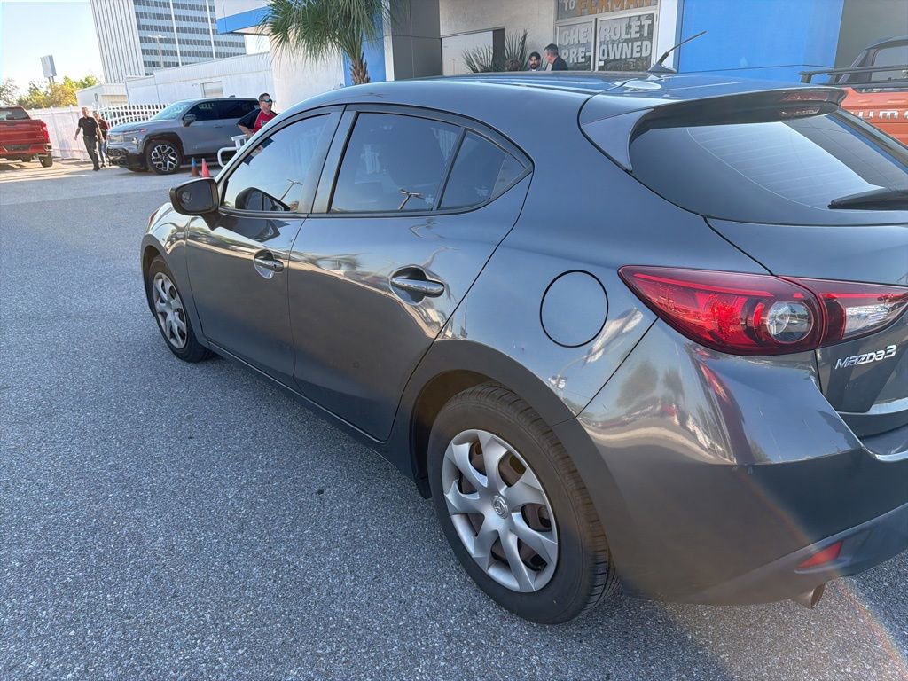 Used 2014 MAZDA MAZDA3 i Sport image 9