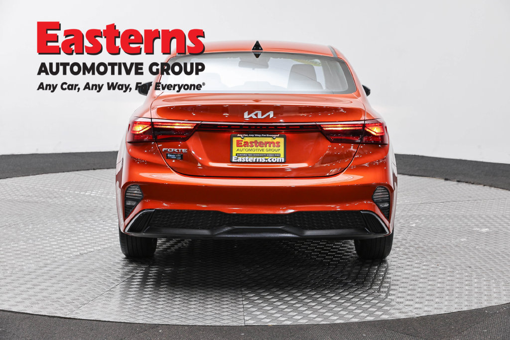 Used 2023 Kia Forte LXS w/ LXS Technology Package FWD image 7