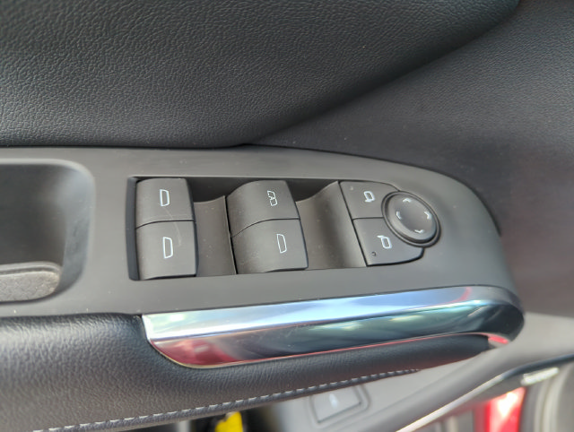 Used 2024 Chevrolet Traverse LT w/ Enhanced Driving Package FWD image 33