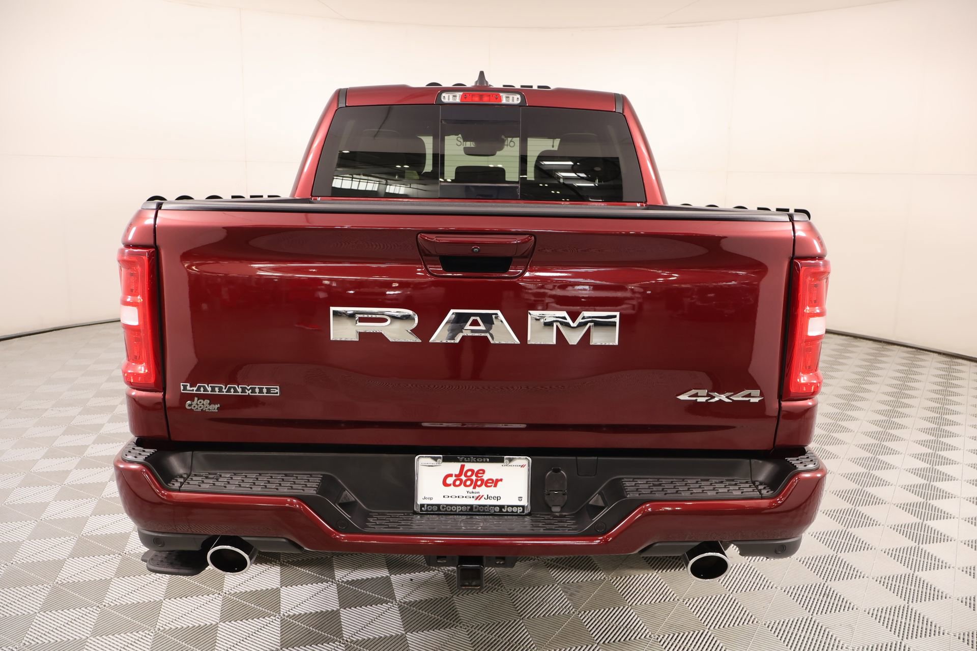 Used 2025 RAM 1500 Laramie w/ Sport Appearance Package image 23