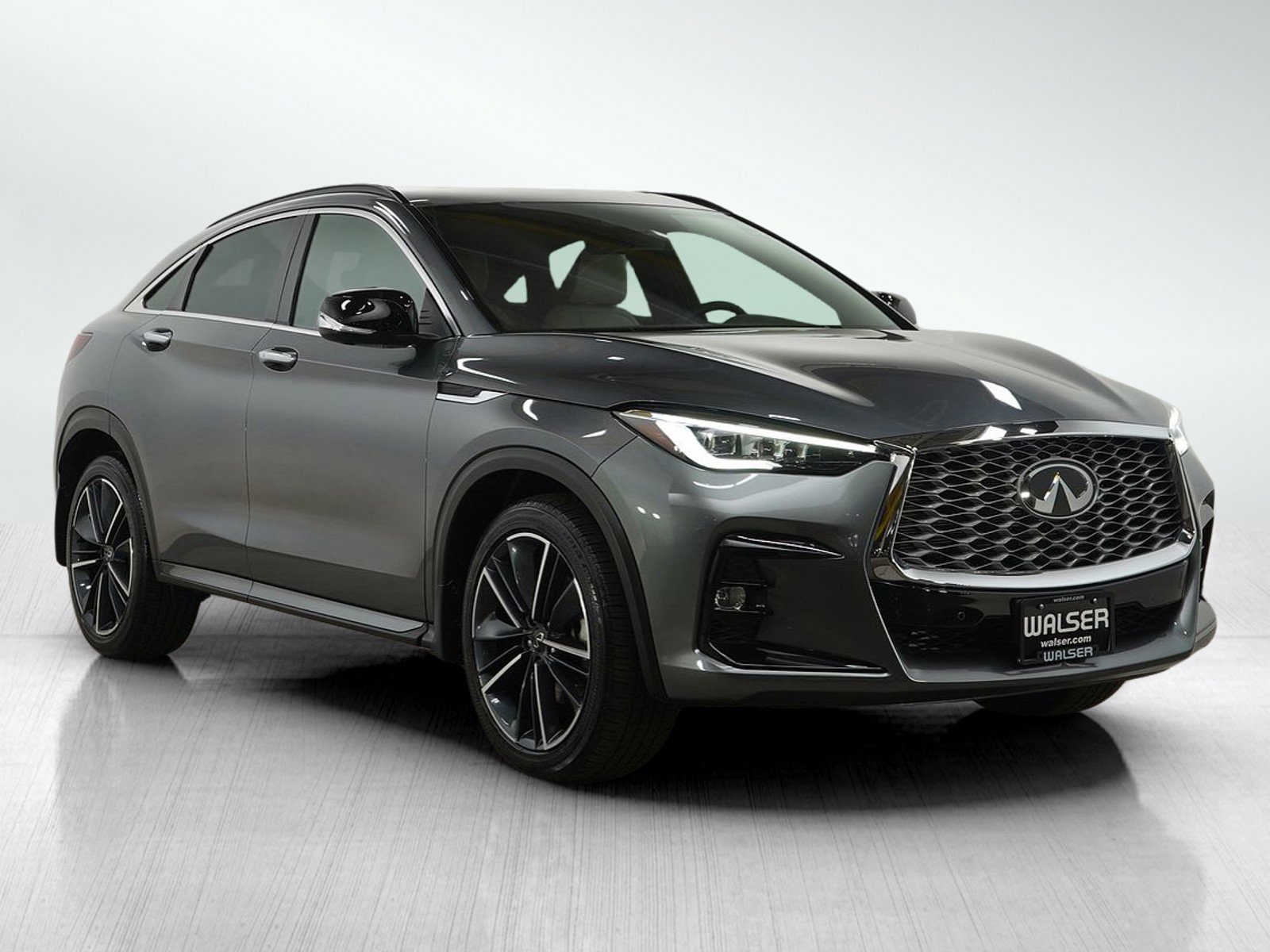 Used 2025 INFINITI QX55 Essential image 7