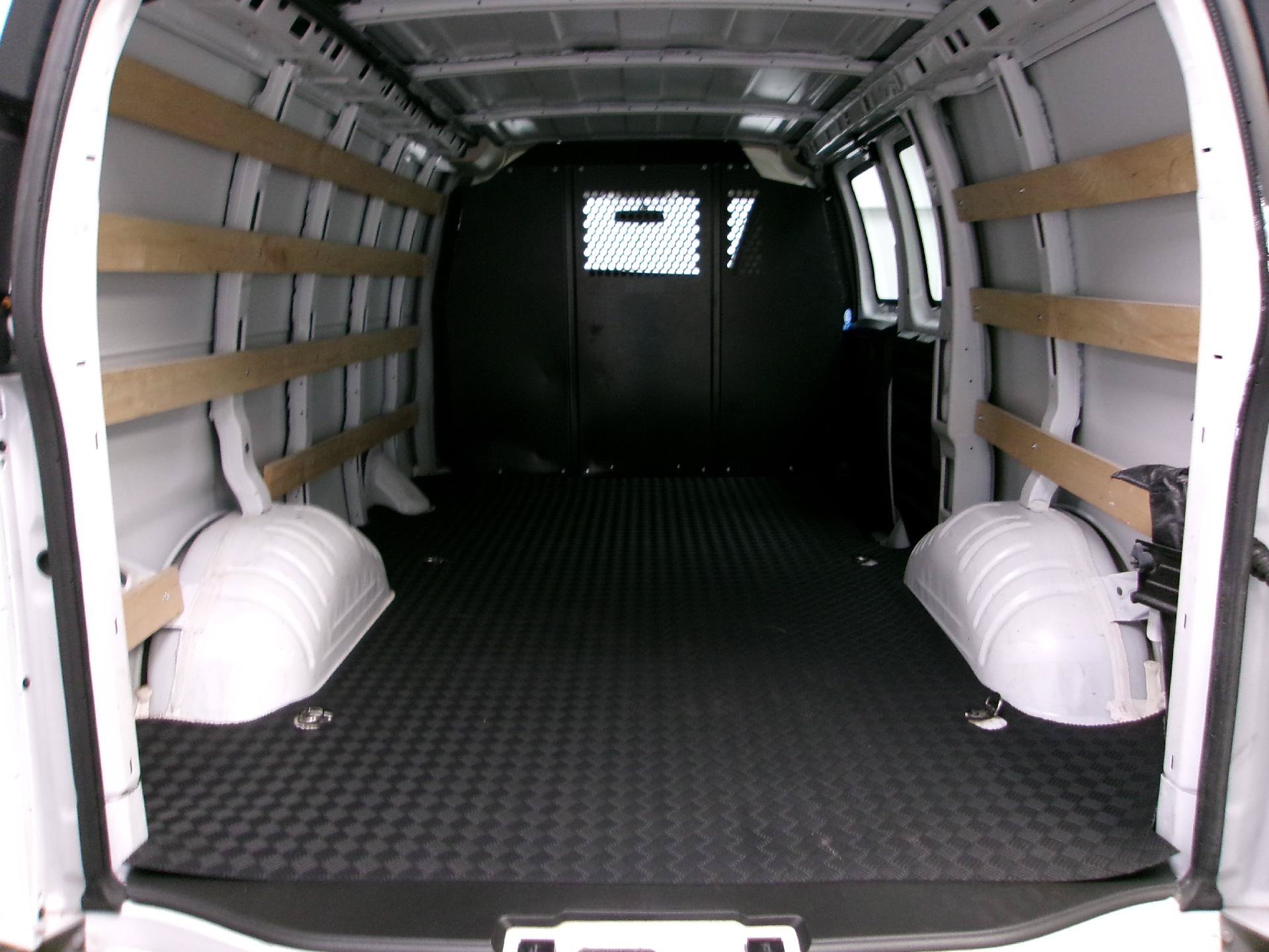 Used 2025 Chevrolet Express 2500 w/ Driver Convenience Package RWD image 9