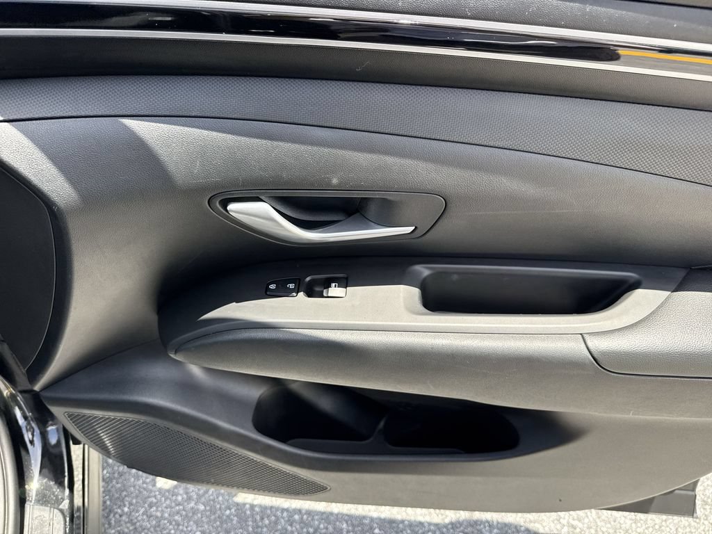 Used 2023 Hyundai Tucson SE FWD image 42