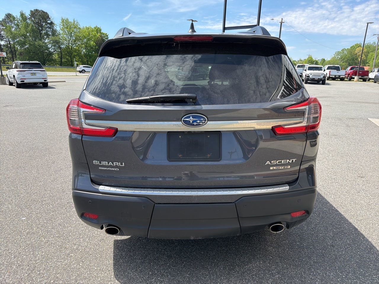 Used 2023 Subaru Ascent Limited w/ Technology Package image 7