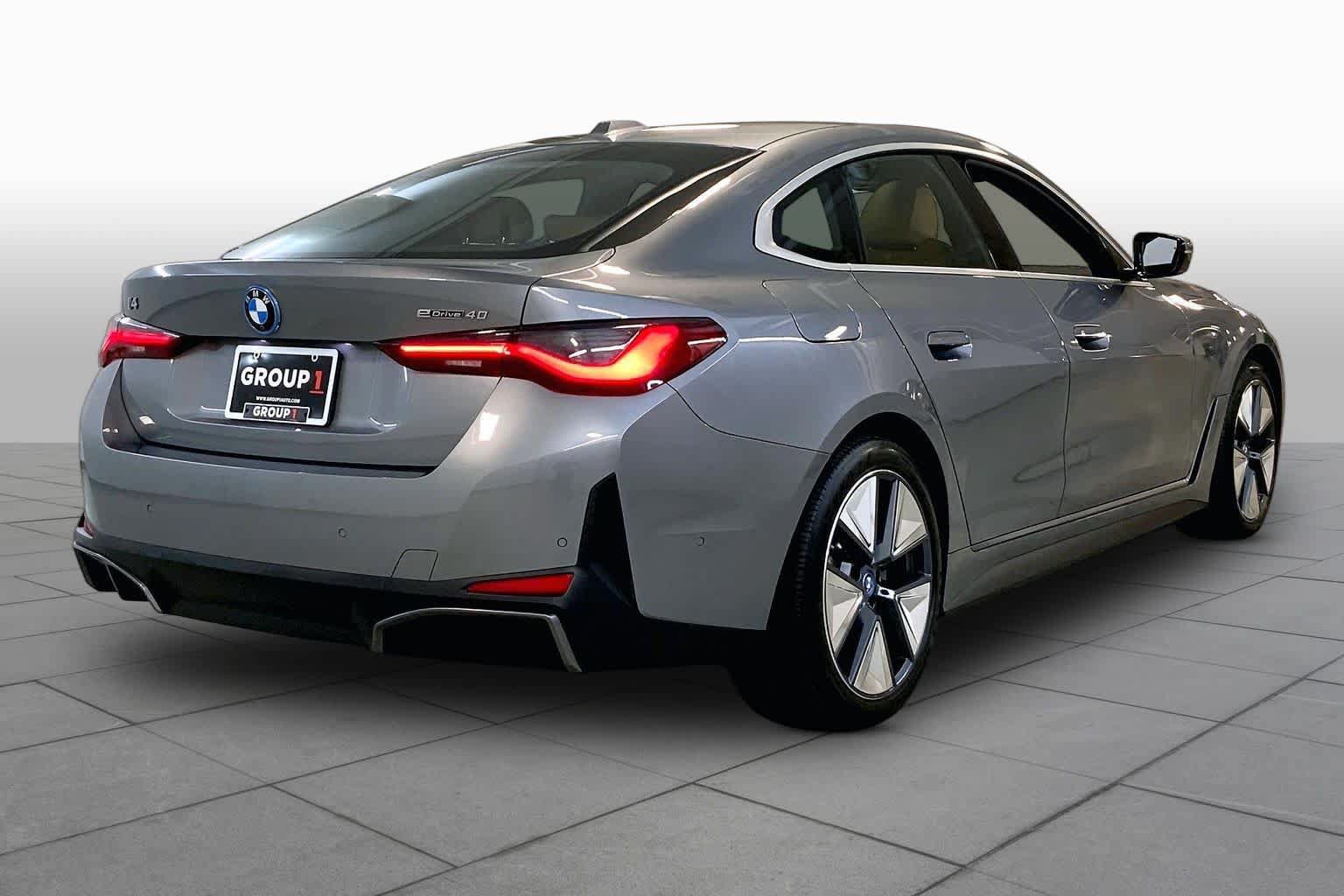 Used 2023 BMW i4 eDrive40 RWD image 12