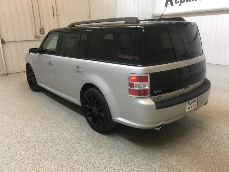 Used 2019 Ford Flex SEL w/ Equipment Group 202A AWD/4WD image 3