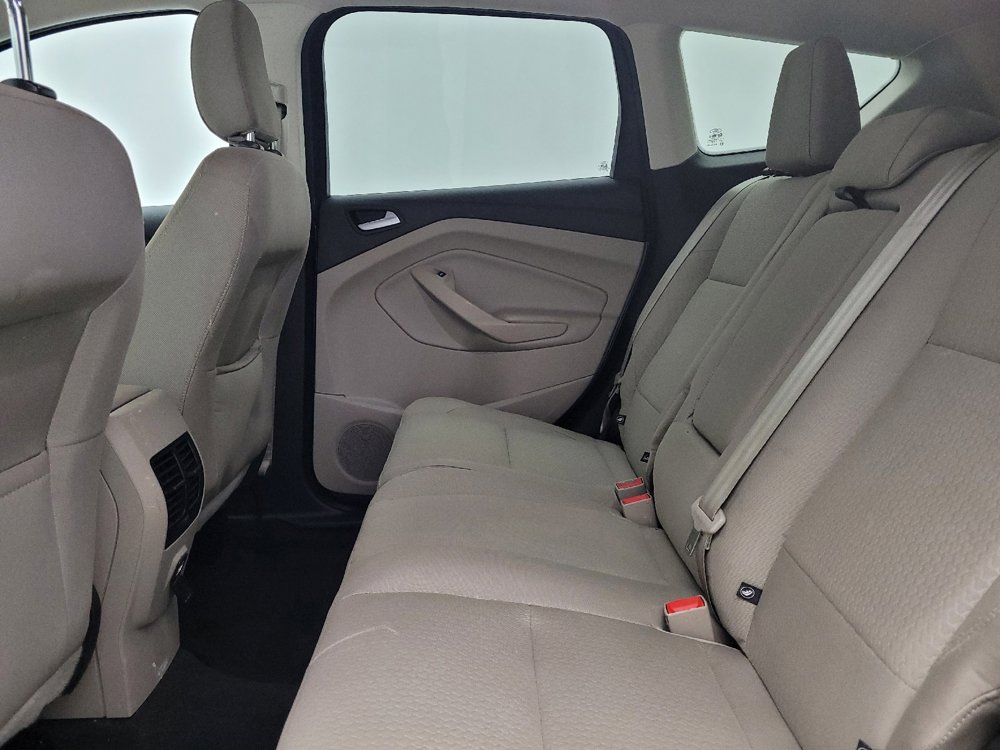 Used 2018 Ford Escape SE FWD image 18