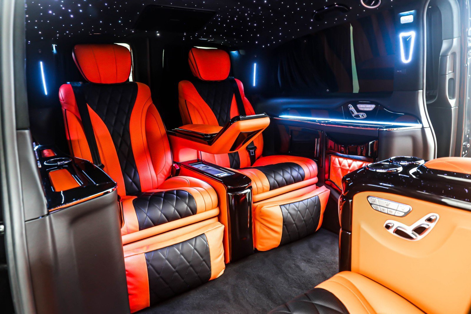 Used 2023 Mercedes-Benz Metris Standard Roof 126 Wheelbase image 24