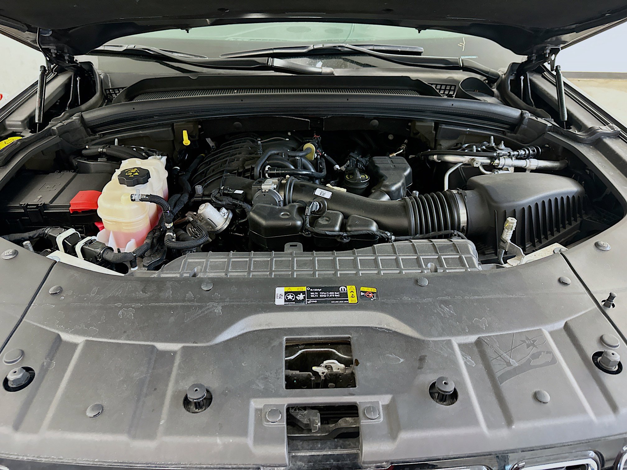 Used 2023 Jeep Grand Cherokee L Limited w/ Luxury Tech Group II image 36