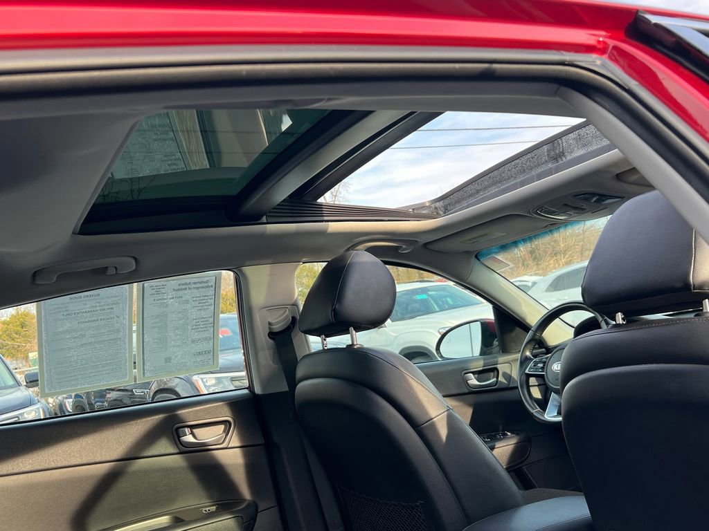Used 2019 Kia Optima S w/ S Panoramic Sunroof Package image 16