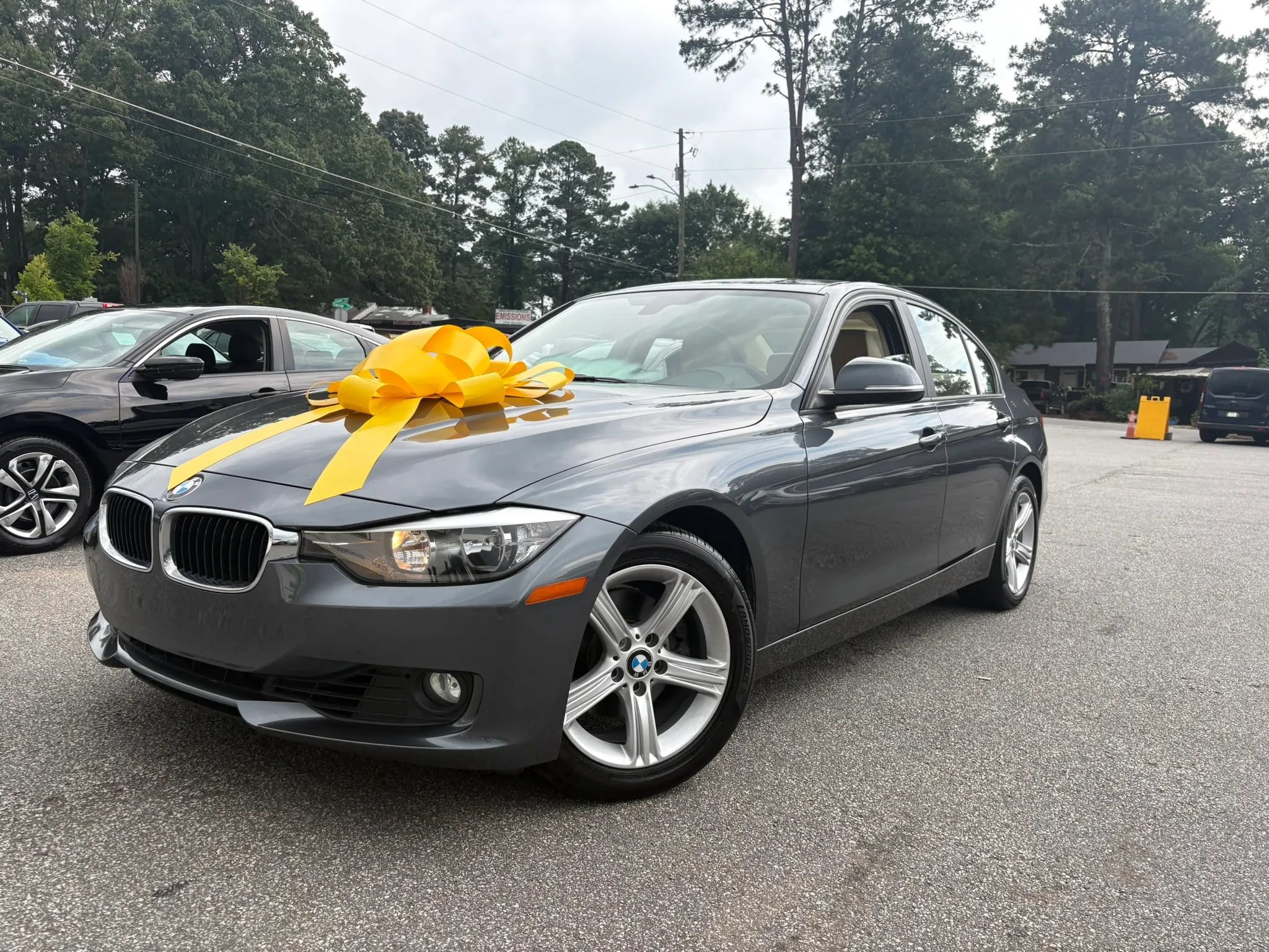 Used 2014 BMW 328i Sedan RWD image 4