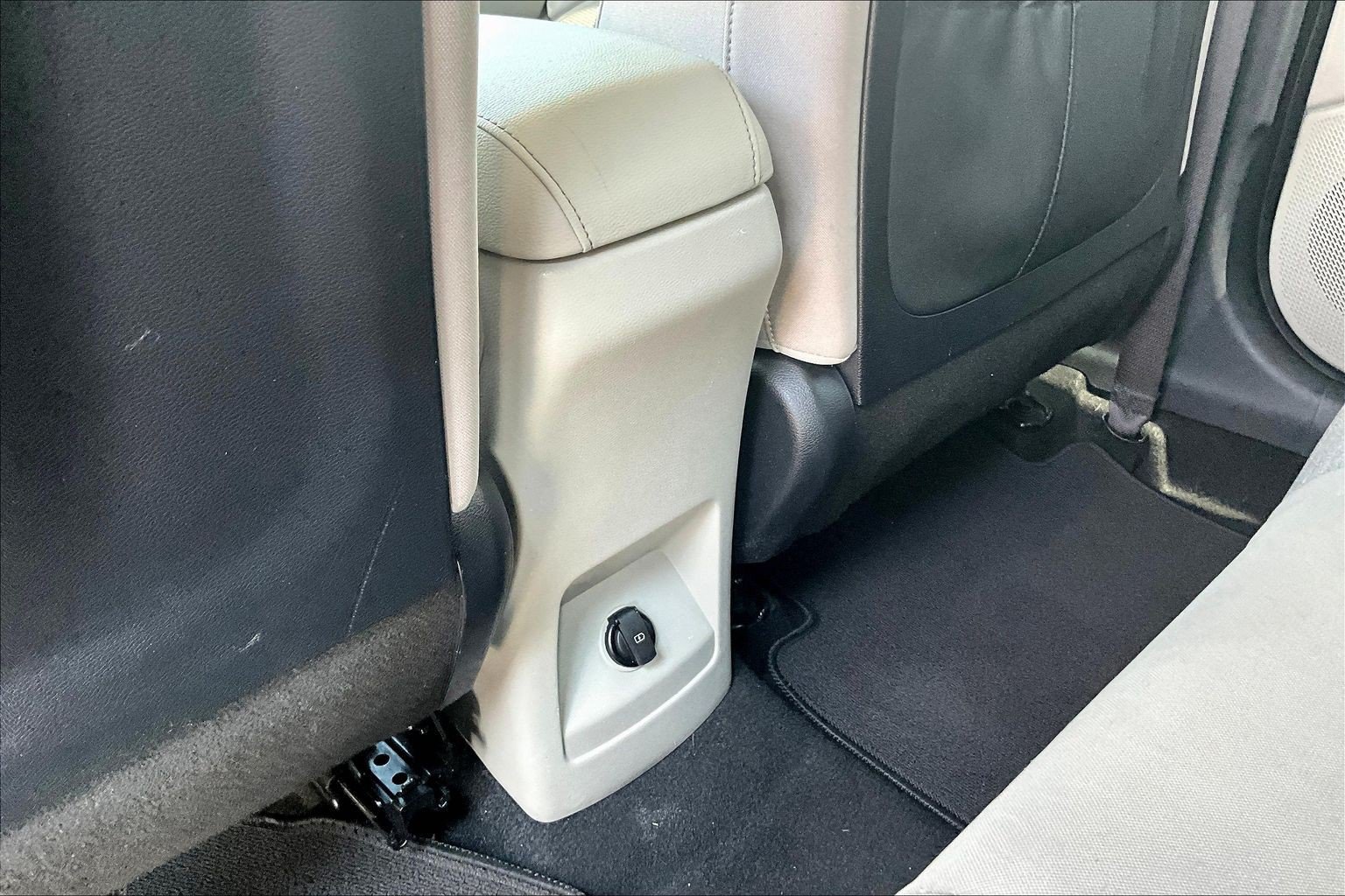 Used 2022 Kia Soul EX FWD image 24