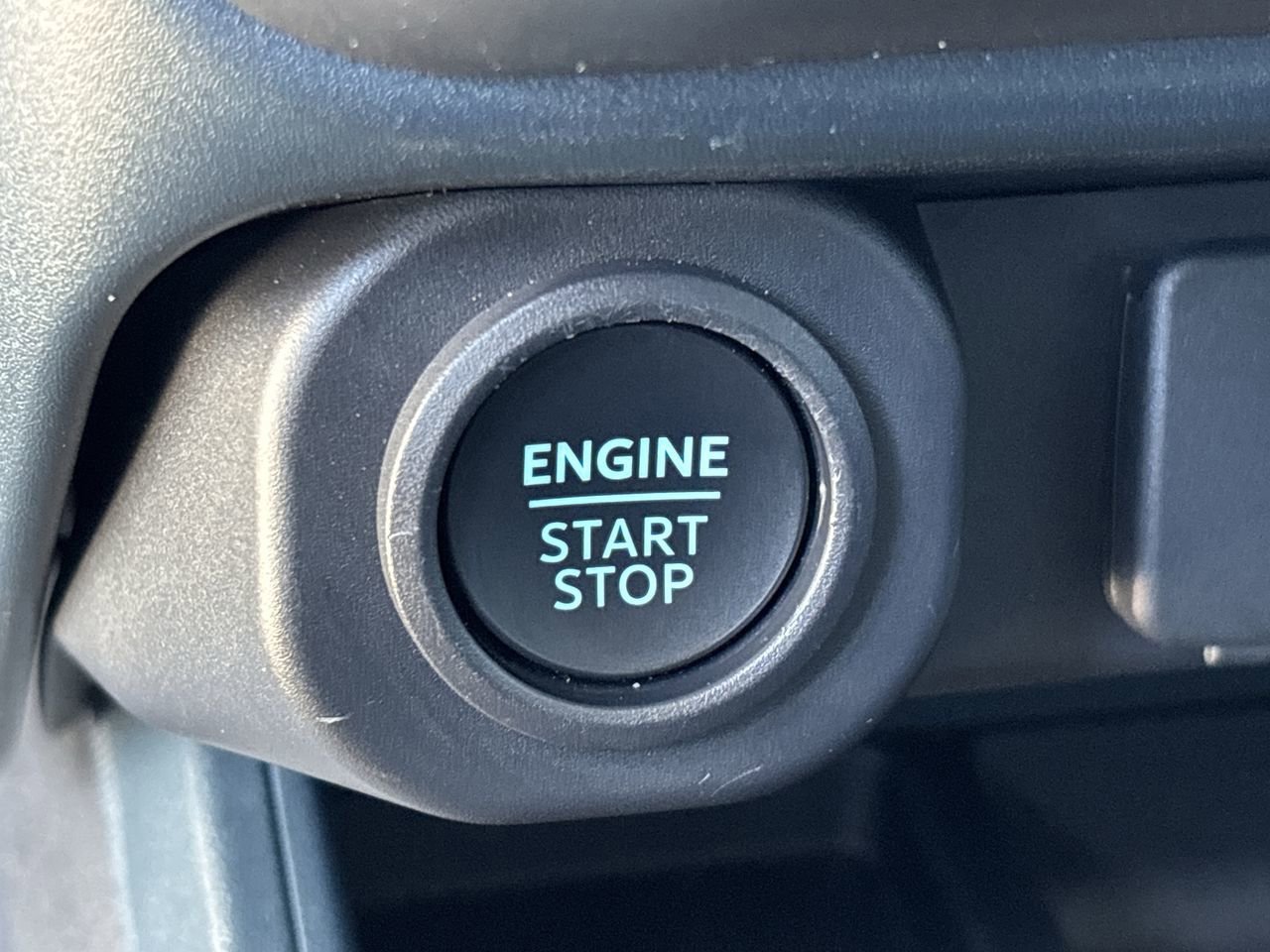 Used 2025 Ford Maverick Lobo image 32