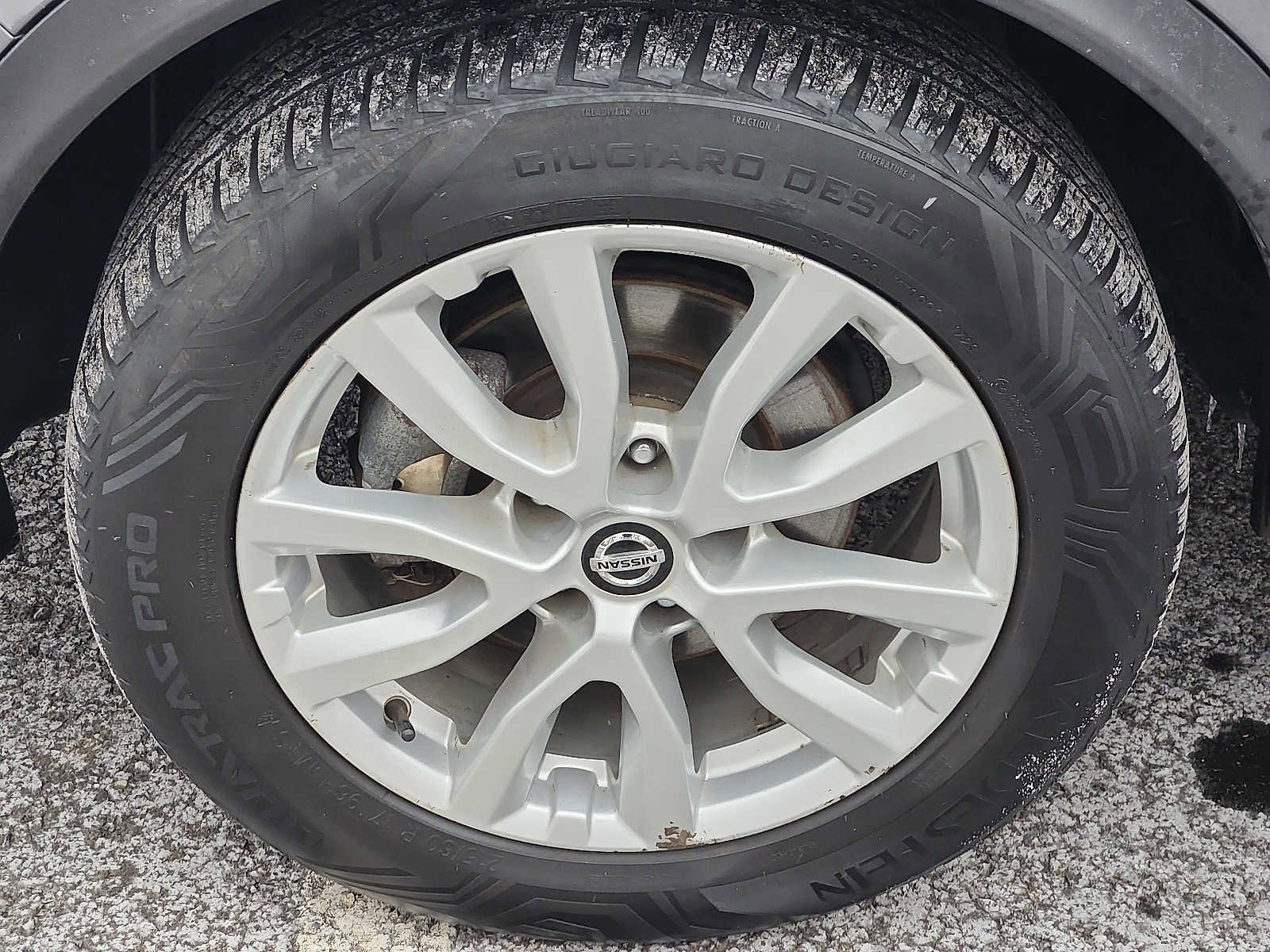 Used 2022 Nissan Rogue Sport S image 8