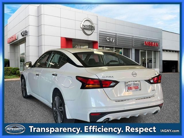 Used 2023 Nissan Altima 2.5 SL AWD/4WD image 7