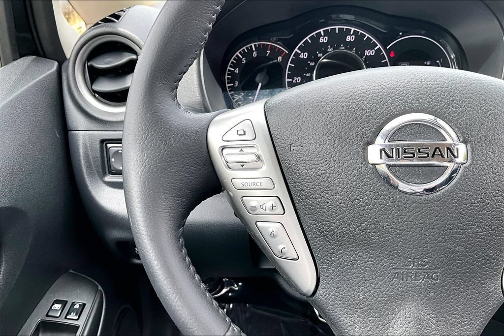 Used 2019 Nissan Versa Note SV FWD image 23