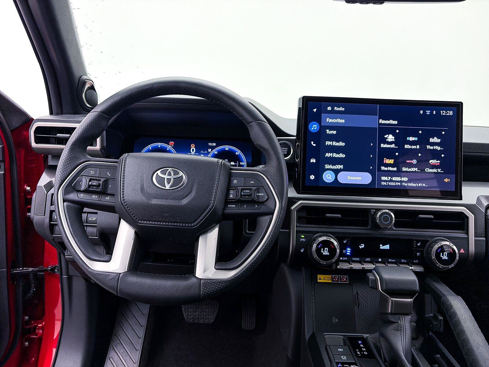 Used 2025 Toyota 4Runner Limited AWD/4WD image 5