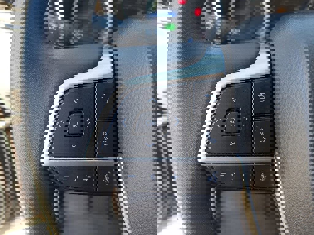 Used 2023 Toyota Highlander Bronze Edition image 27