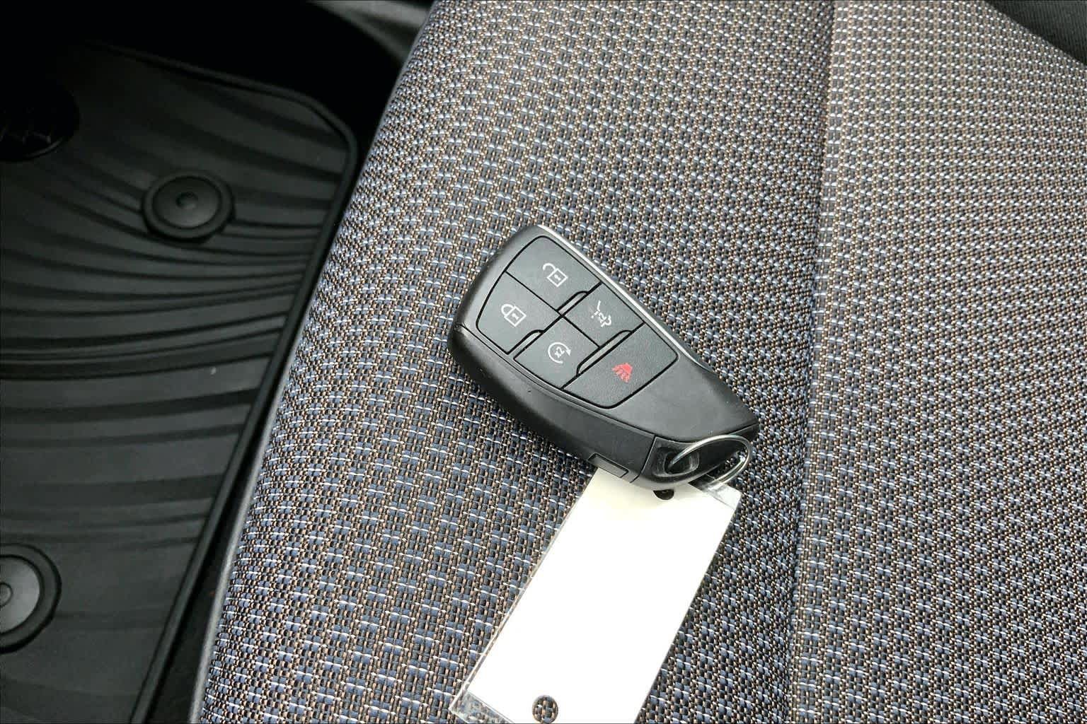 Used 2022 Buick Envision Preferred FWD image 14
