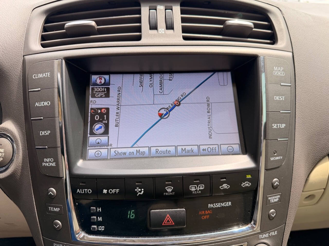 Used 2011 Lexus IS 250 w/ Premium Pkg Value Edition RWD image 36