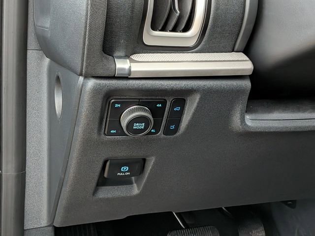 Used 2025 Ford Expedition Active image 11