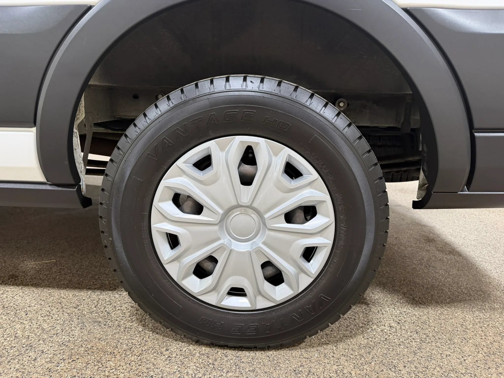 Used 2020 Ford Transit 350 XLT RWD image 64