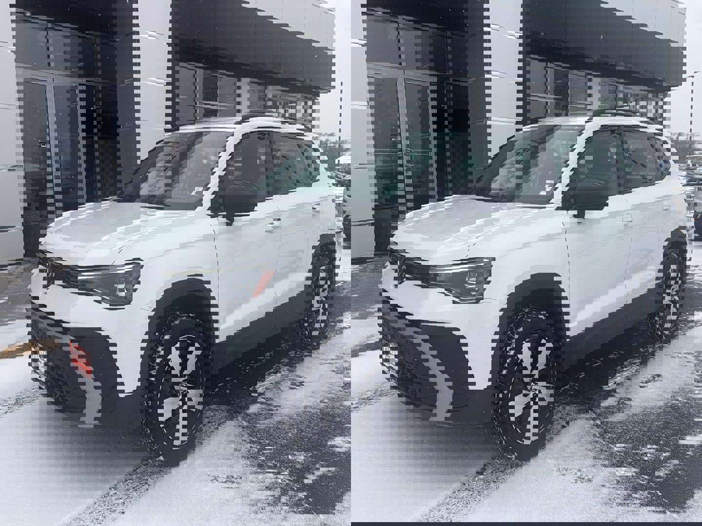 Used 2025 Volkswagen Taos S image 9