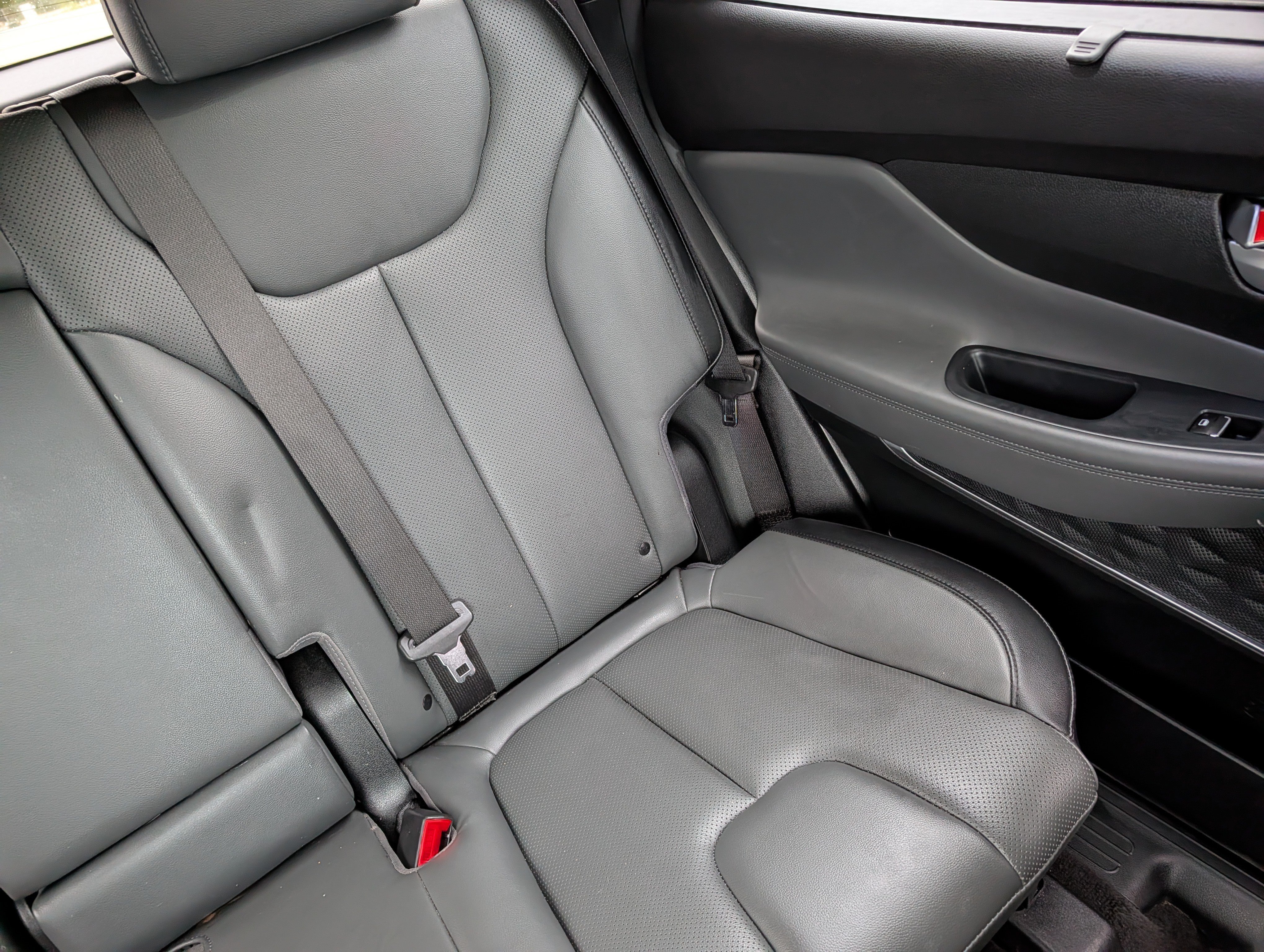 Certified 2023 Hyundai Santa Fe SEL w/ Premium Package AWD/4WD image 14