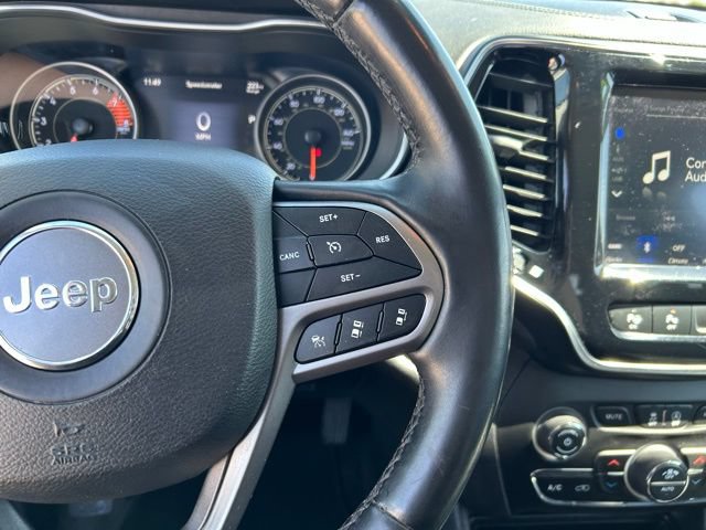 Used 2019 Jeep Cherokee Limited w/ Technology Group AWD/4WD image 25