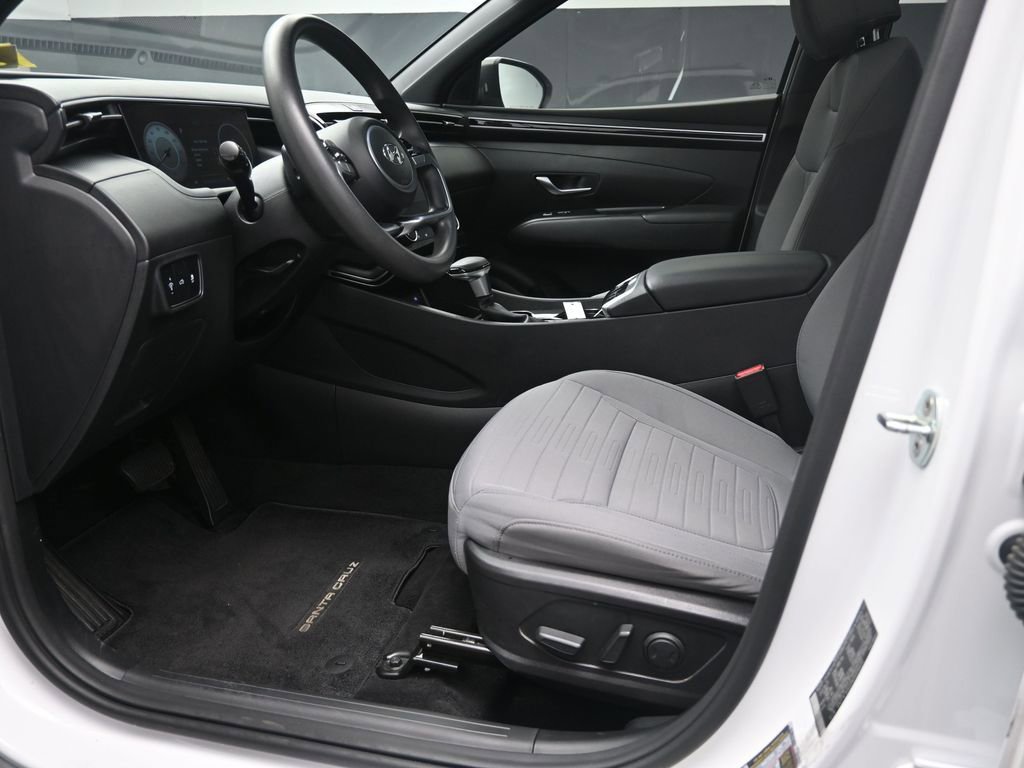 Used 2022 Hyundai Santa Cruz SEL w/ Activity Package FWD image 17