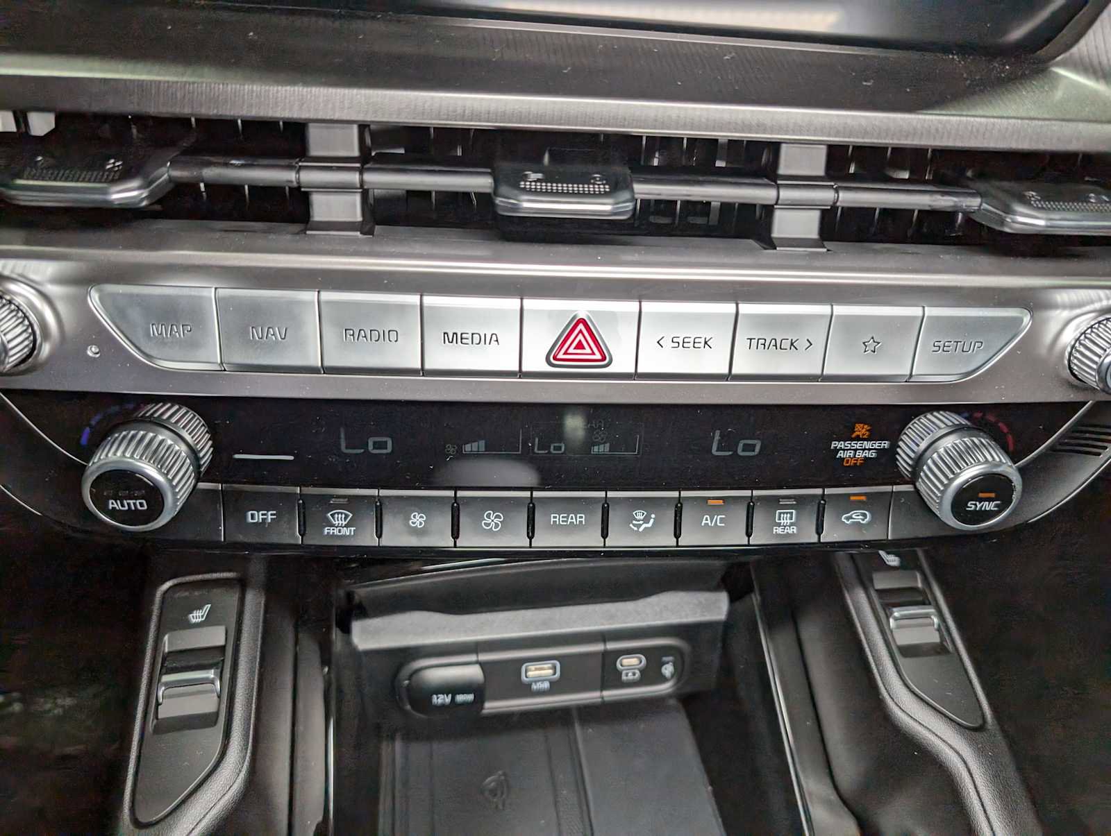 New 2025 Kia Telluride S image 30