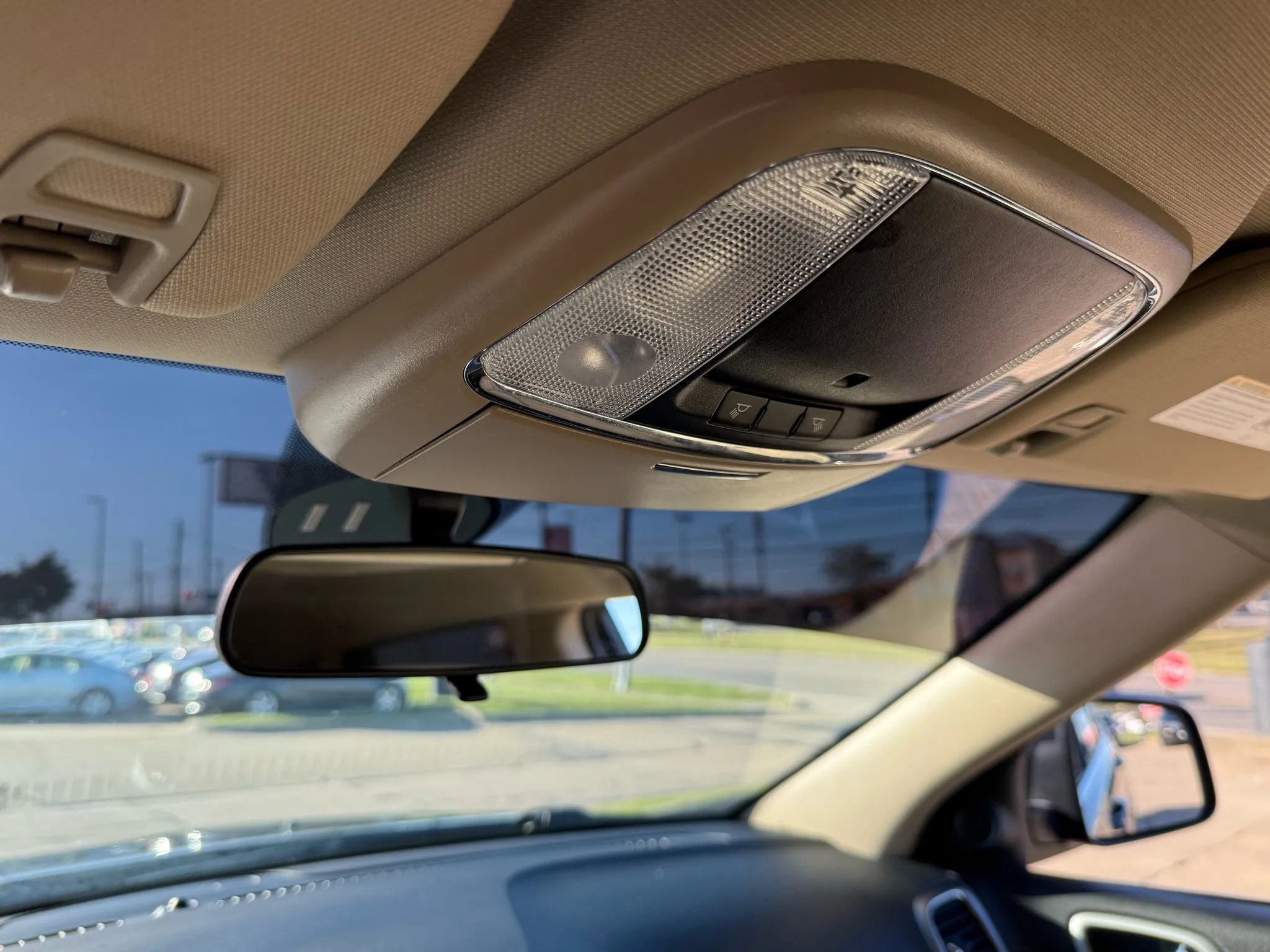 Used 2021 Jeep Grand Cherokee Laredo image 46