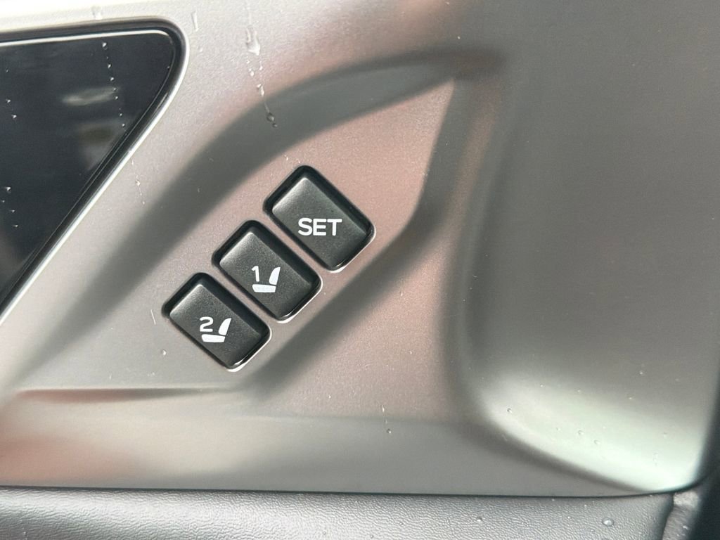Used 2022 Subaru Outback Touring AWD/4WD image 51