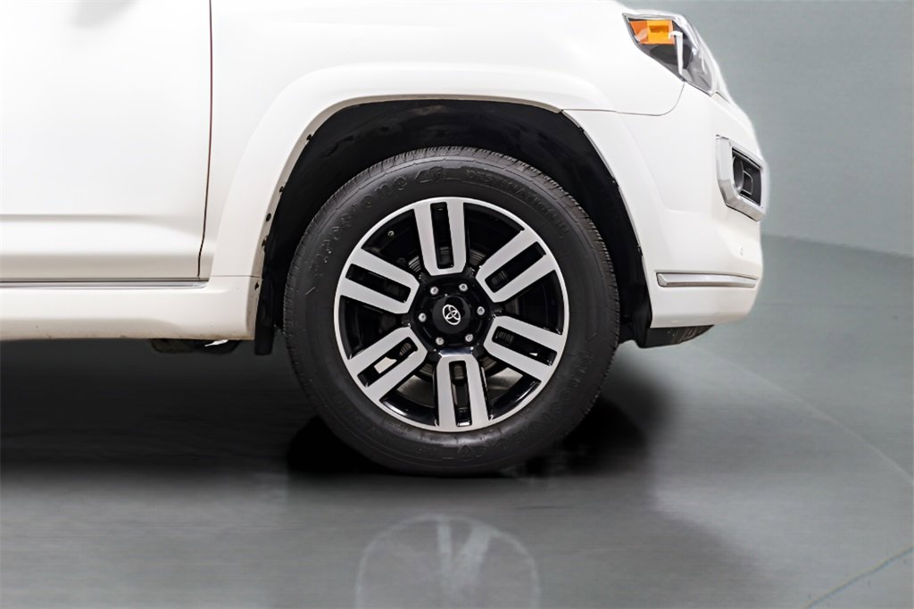 Used 2020 Toyota 4Runner 4WD image 7