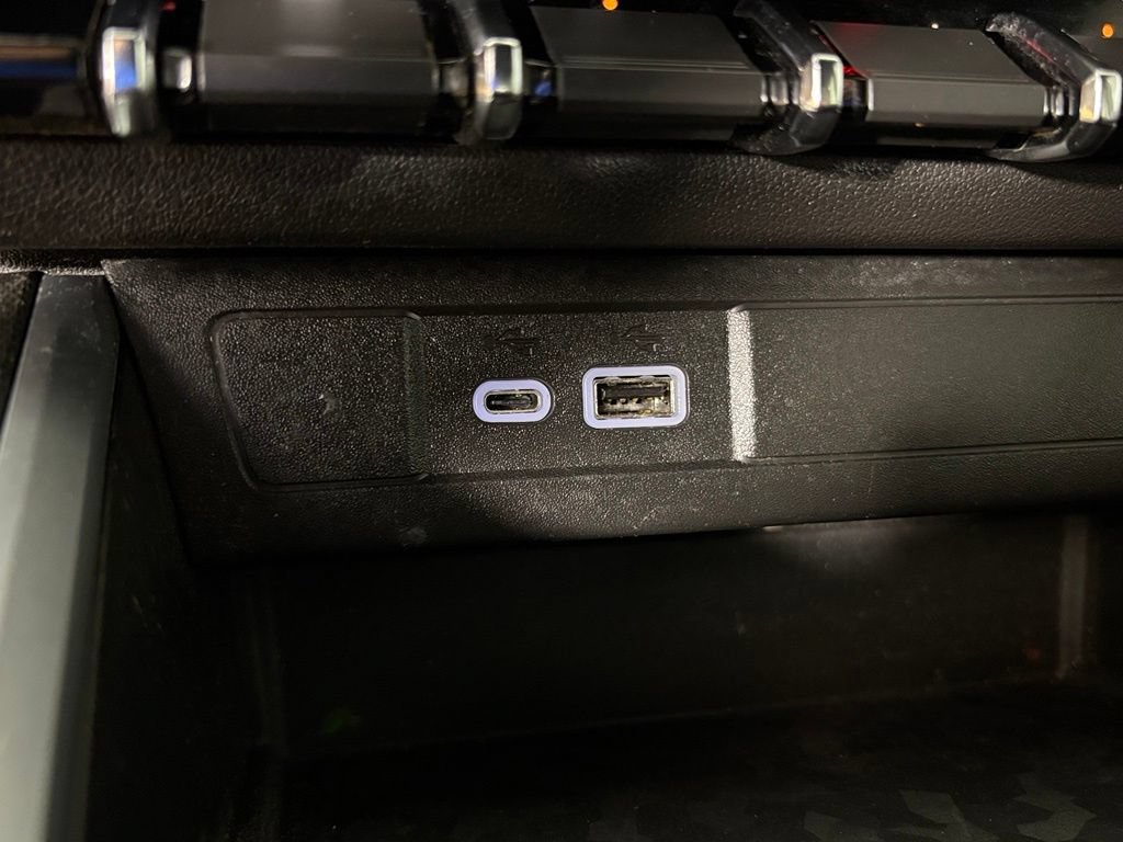 Used 2024 Chevrolet Colorado LT AWD/4WD image 29