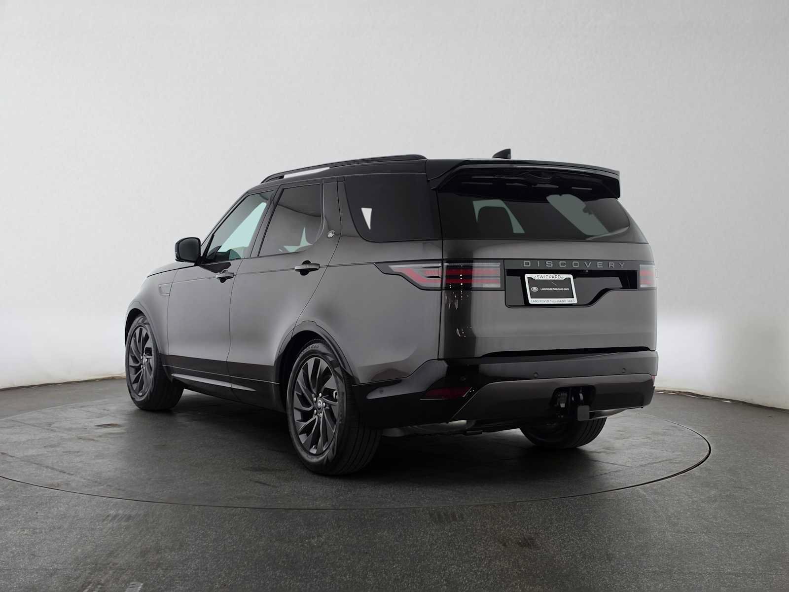 New 2026 Land Rover Discovery Dynamic SE AWD/4WD image 3