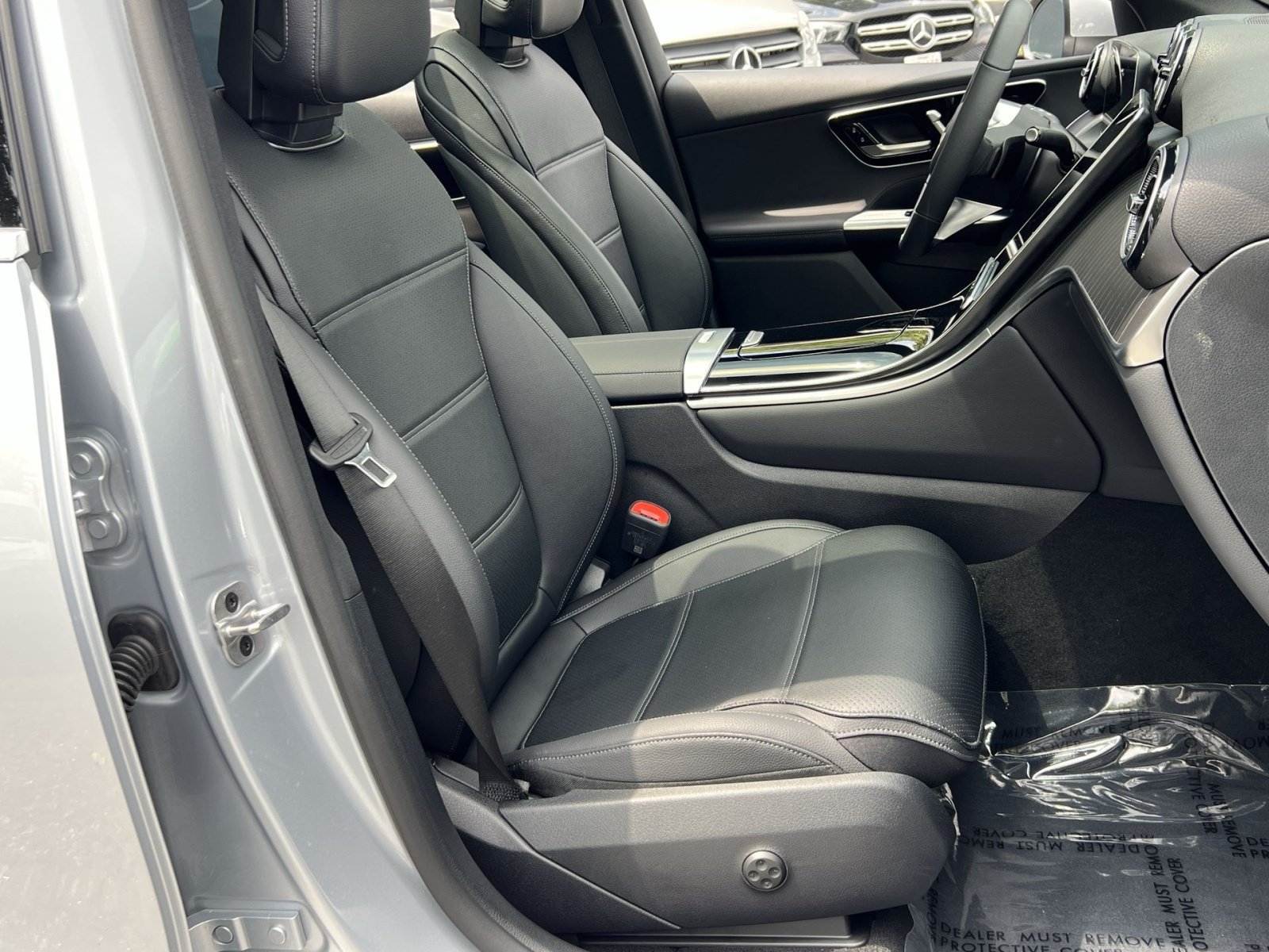Certified 2026 Mercedes-Benz GLC 300 4MATIC image 33