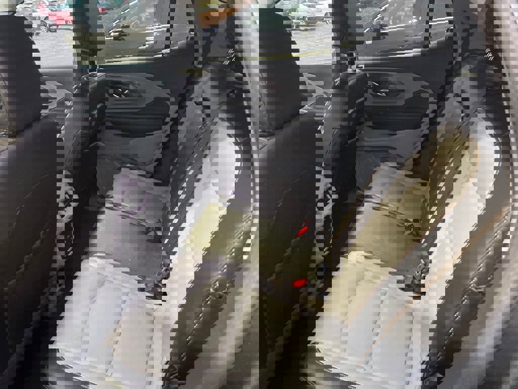 Used 2019 GMC Terrain SLT image 17