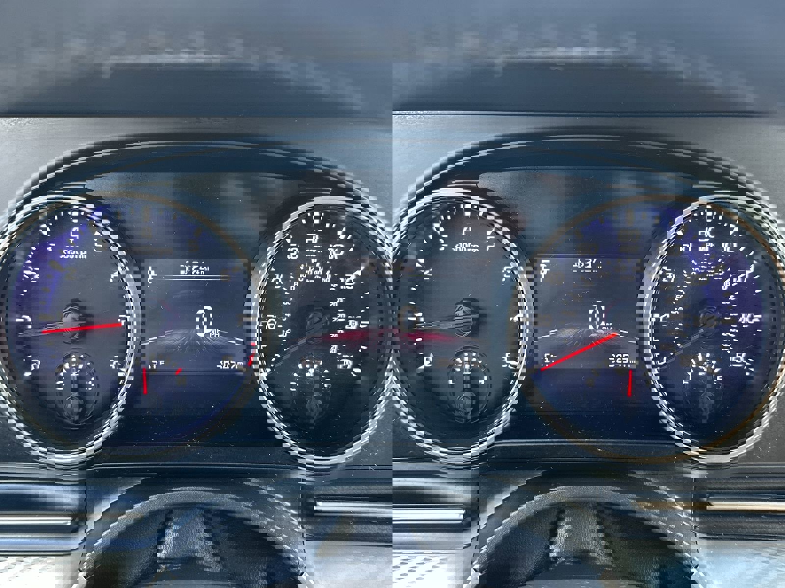 Used 2024 Kia Carnival LX image 23