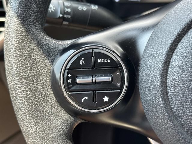Used 2023 Kia Soul LX w/ LX Technology Package FWD image 24