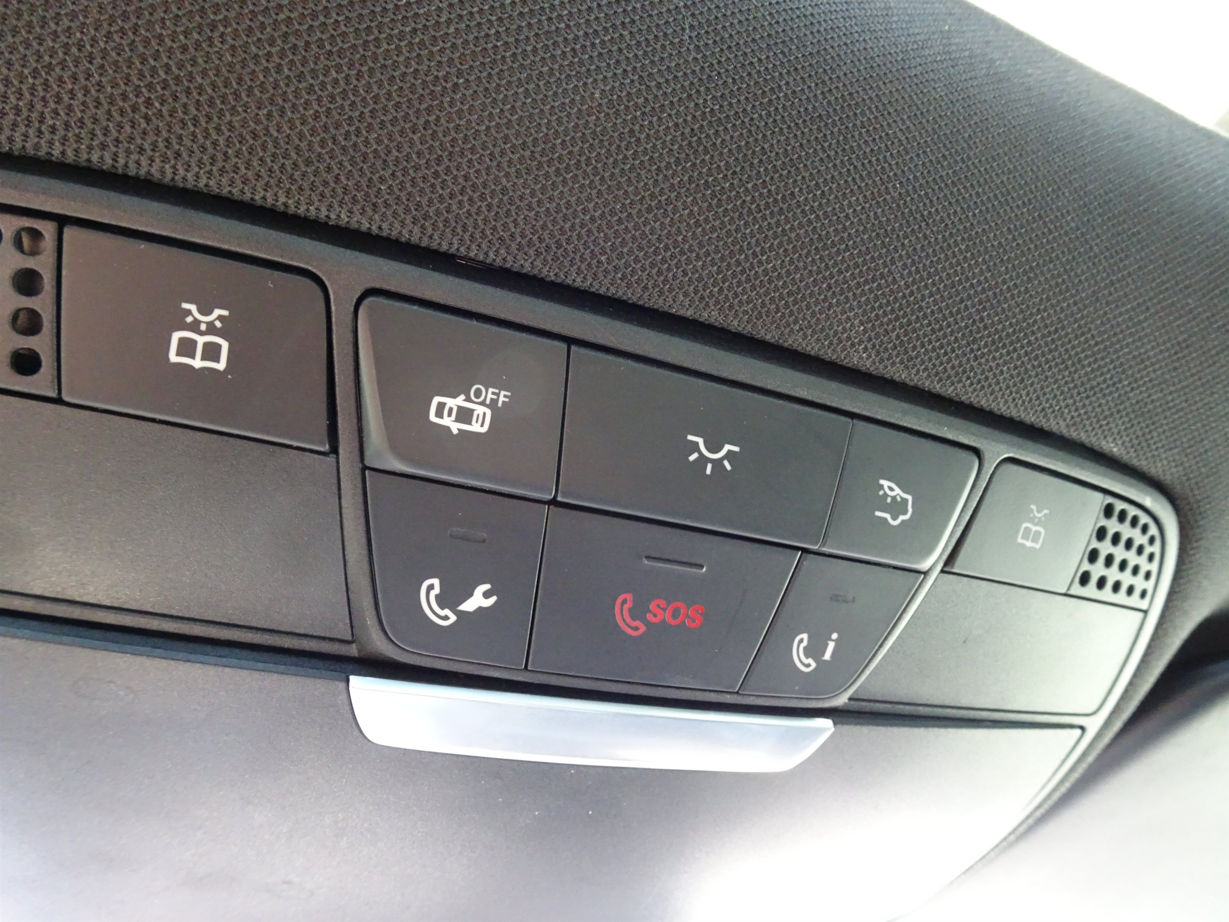 Used 2015 Mercedes-Benz C 300 4MATIC Sedan image 26