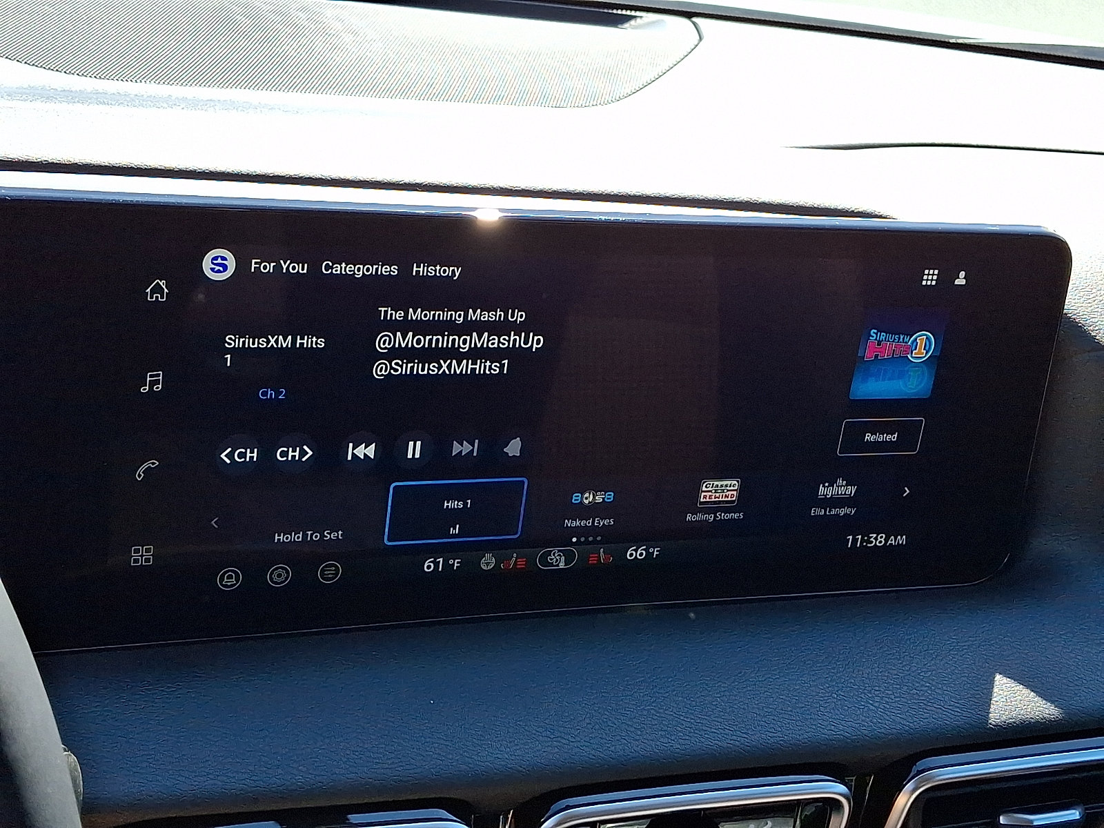 New 2027 Nissan Sentra SR w/ SR All Weather Package FWD image 12