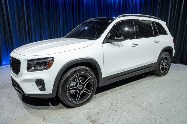 Certified 2026 Mercedes-Benz GLB 250 image 1