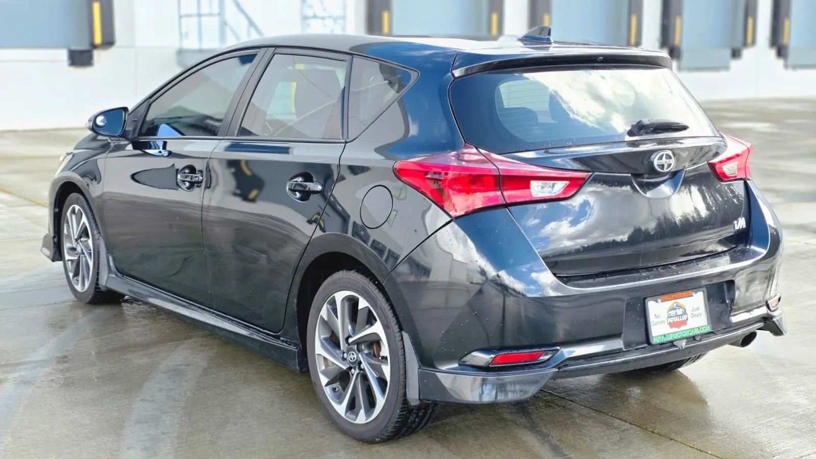 Used 2016 Scion iM image 3