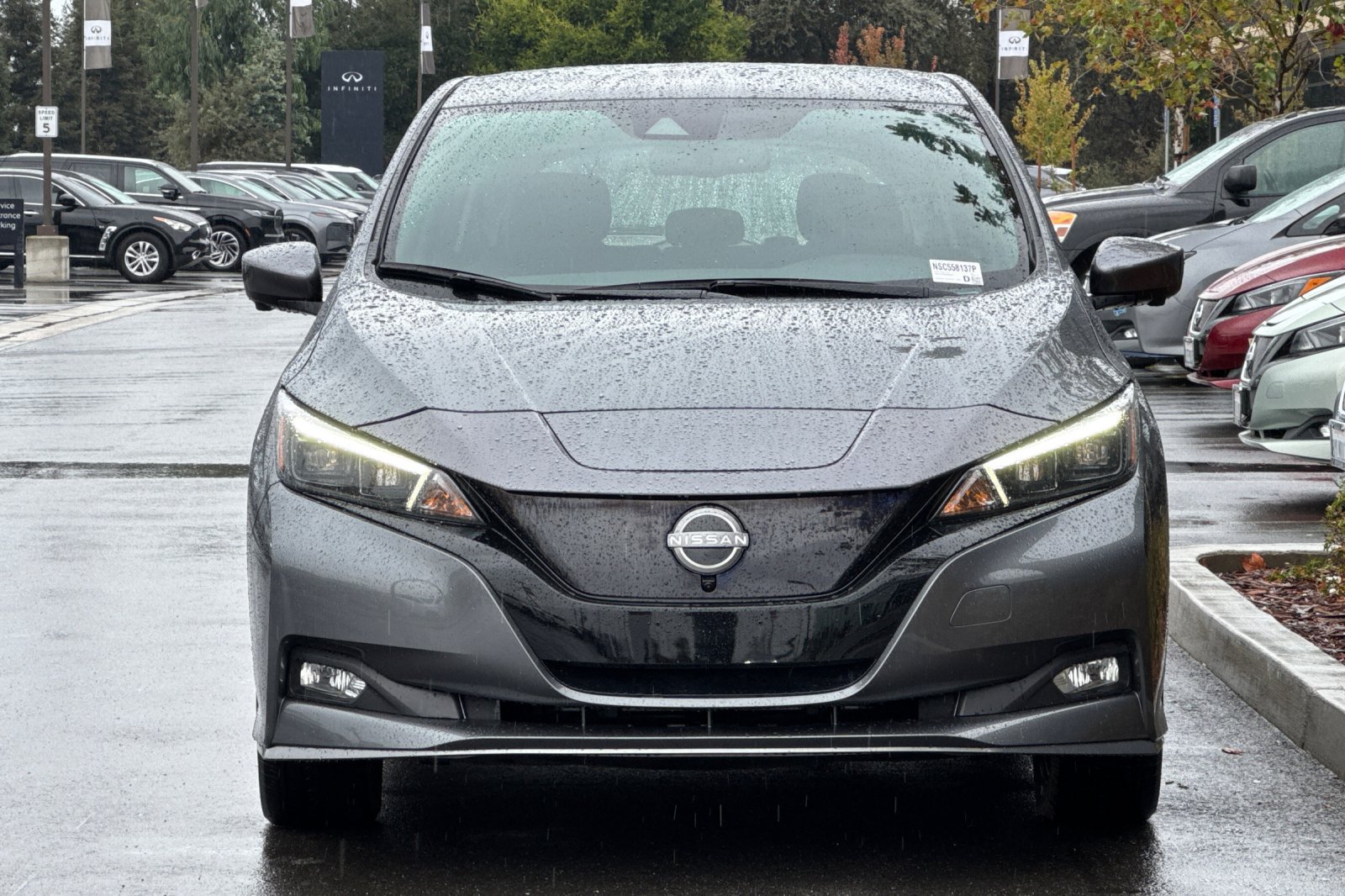 Used 2025 Nissan Leaf SV Plus FWD image 9