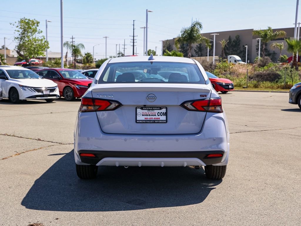 New 2025 Nissan Versa SR image 5