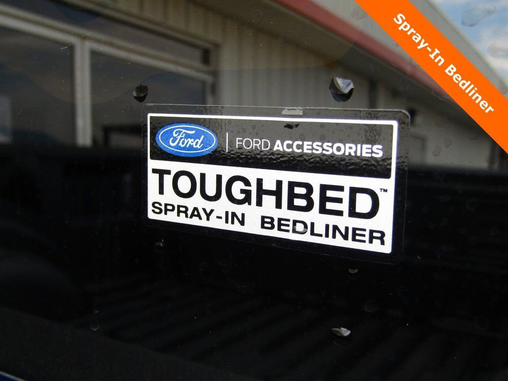 New 2026 Ford F250 Lariat w/ Black Appearance Package image 20