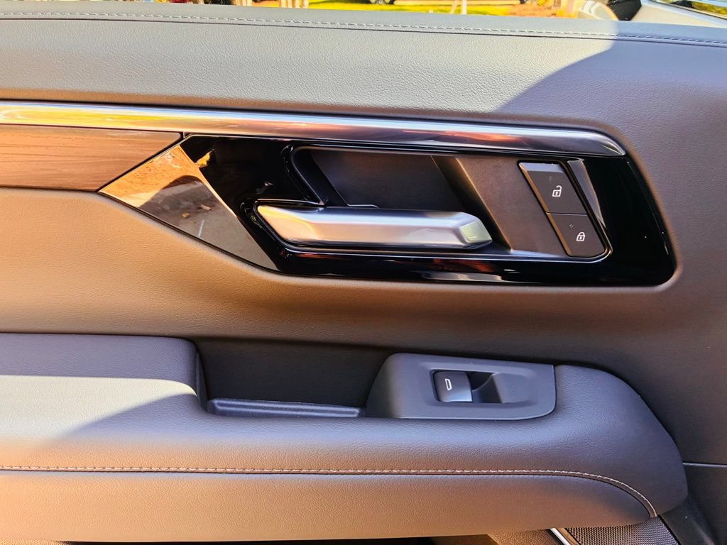 New 2026 Chevrolet Tahoe LS w/ LPO, Dark Essentials Package RWD image 16