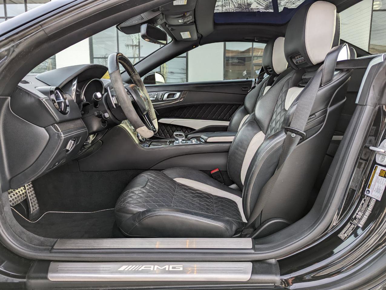 Used 2016 Mercedes-Benz SL 63 AMG image 13